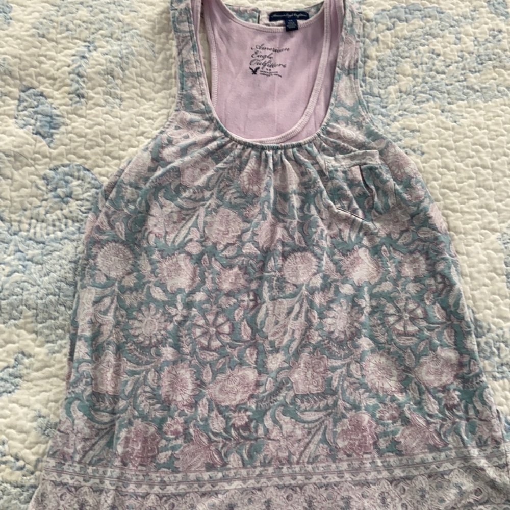 American Eagle T-back 2 pieces tank. Size small.